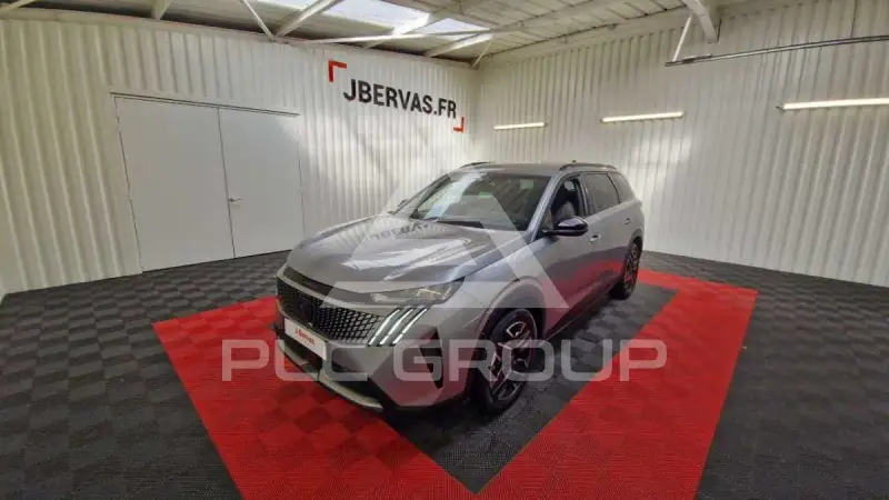 2025 Peugeot 5008