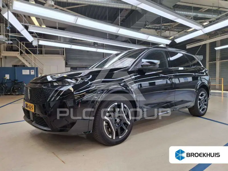 2025 Peugeot 5008