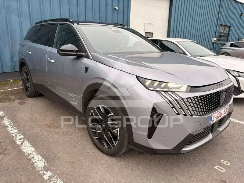 2025 Peugeot 5008