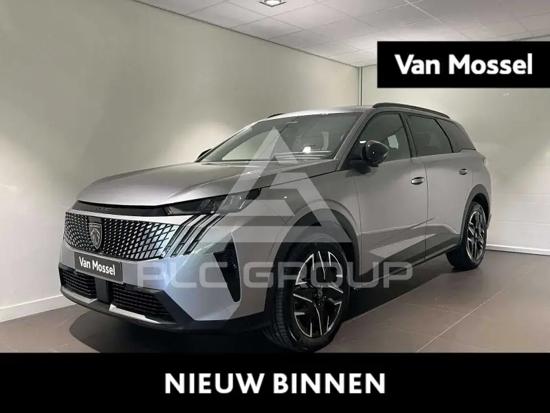 2025 Peugeot 5008