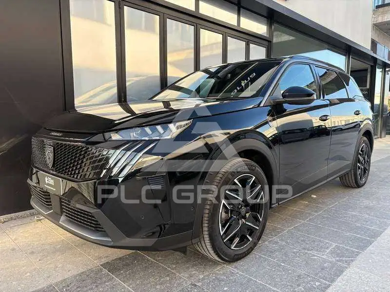 2025 Peugeot 5008