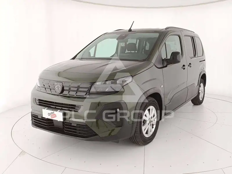 2025 Peugeot Rifter