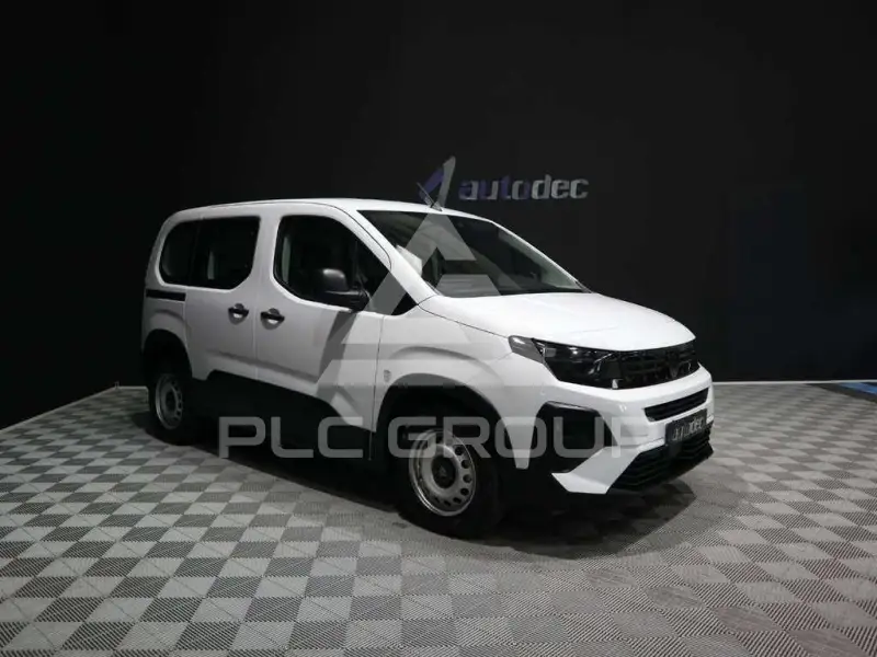 2025 Peugeot Rifter
