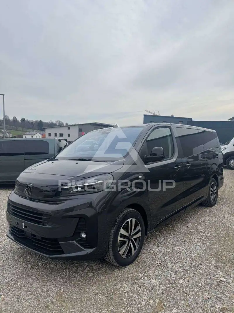 2025 Peugeot Traveller