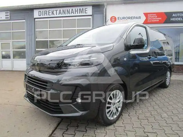 2025 Peugeot Traveller