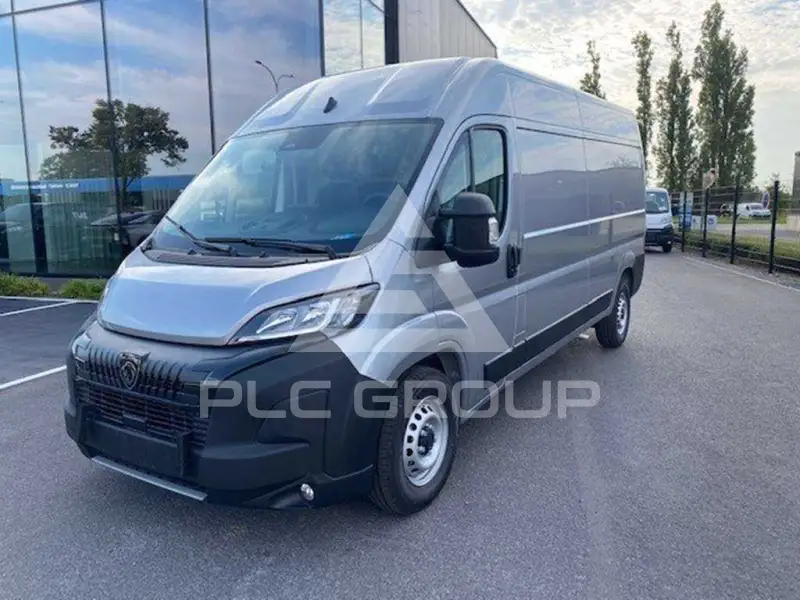 2025 Peugeot Boxer