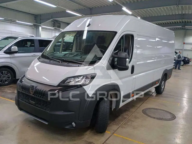 2025 Peugeot Boxer