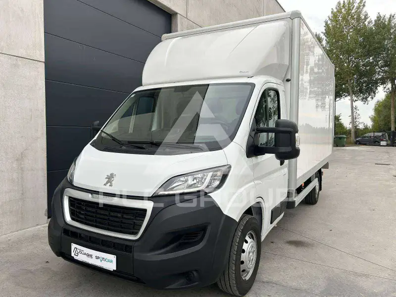 2025 Peugeot Boxer