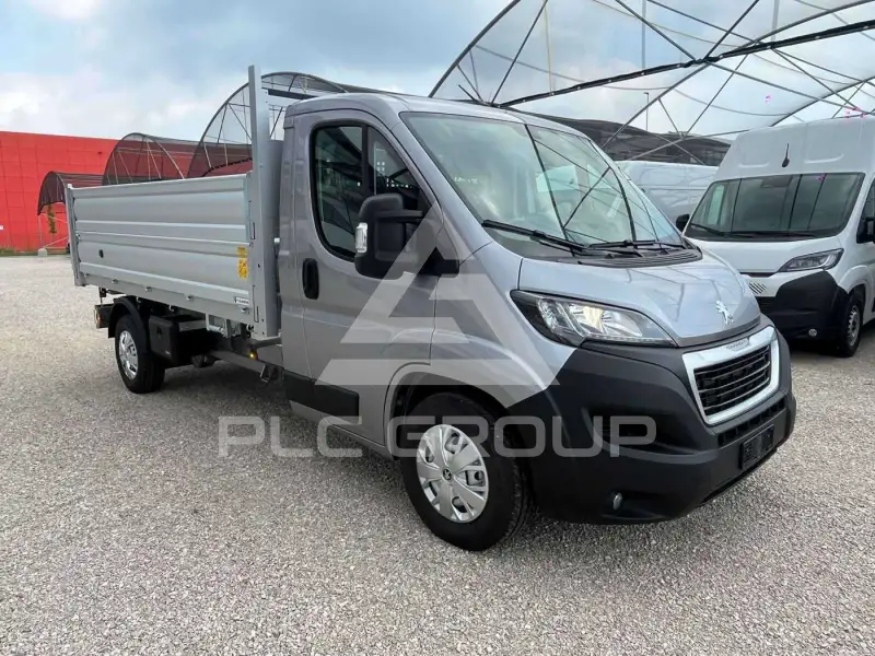 2025 Peugeot Boxer