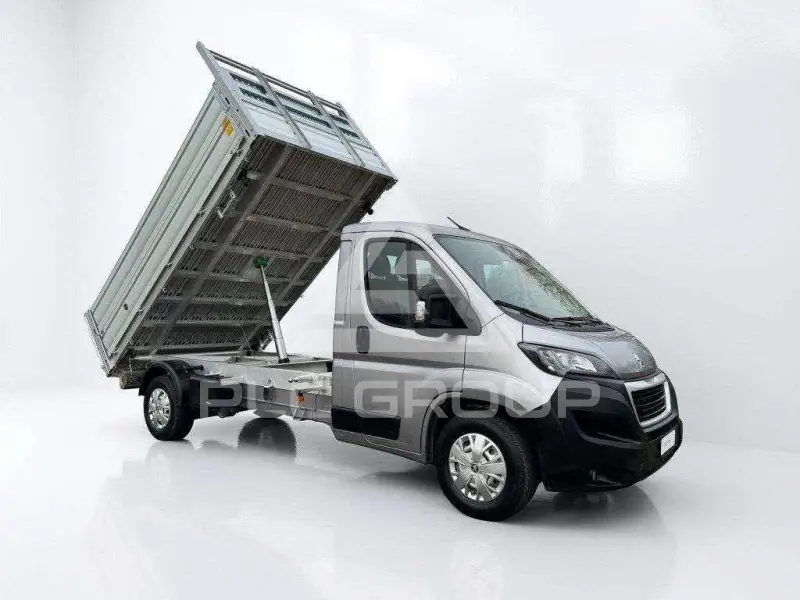 2025 Peugeot Boxer