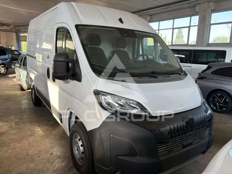 2025 Peugeot Boxer