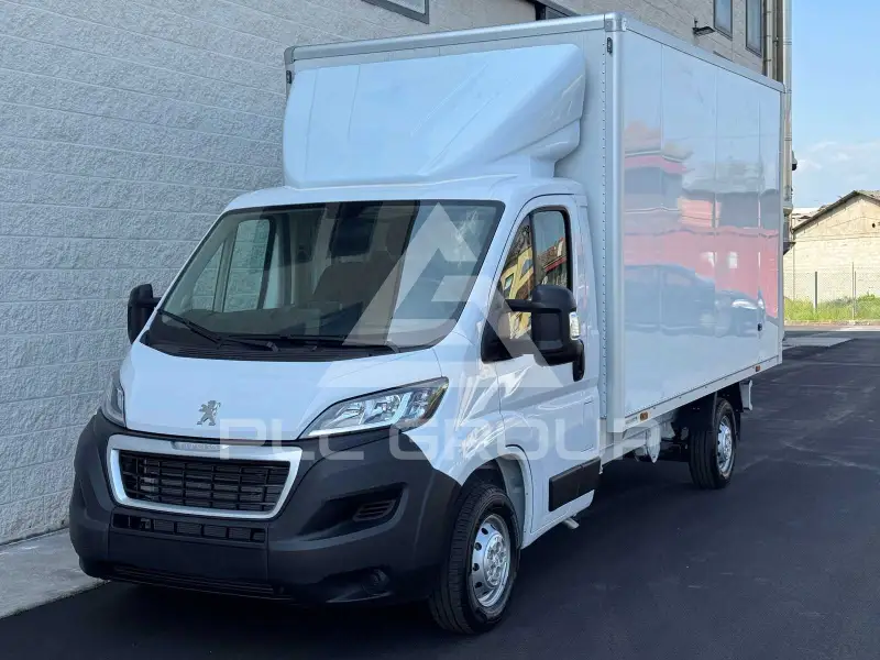 2025 Peugeot Boxer