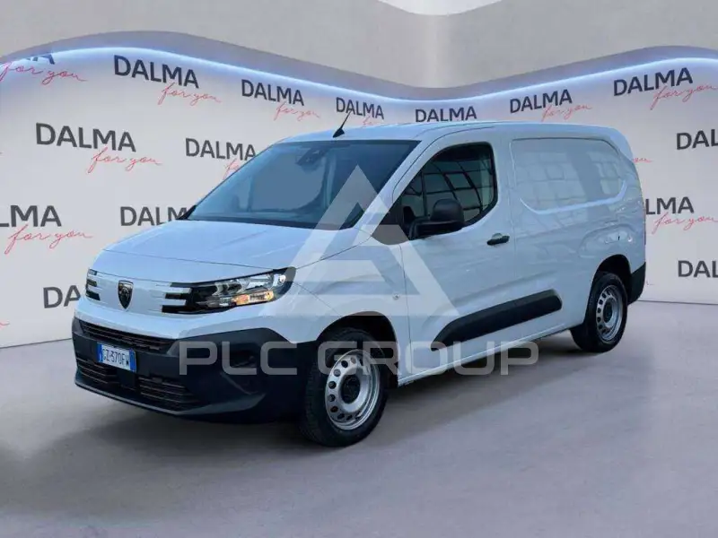 2025 Peugeot Partner