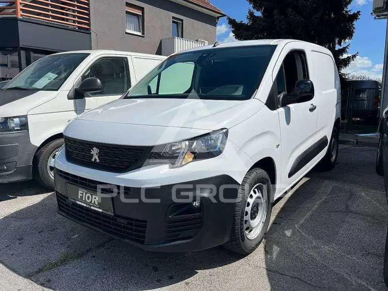 2025 Peugeot Partner