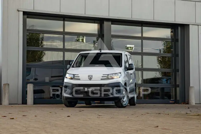 2025 Peugeot Partner
