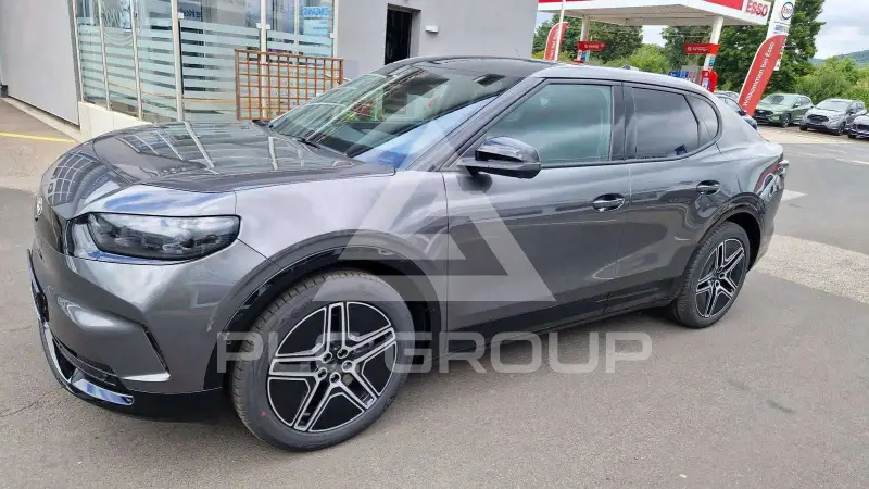 2025 Ford Capri