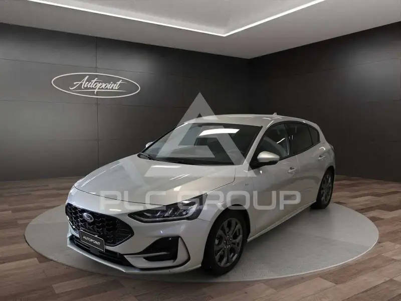 2025 Ford FOCUS
