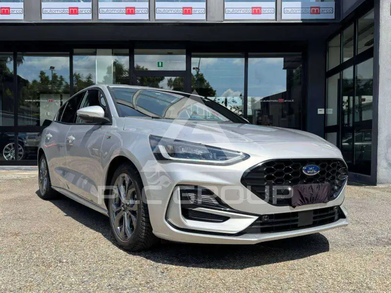 2025 Ford FOCUS