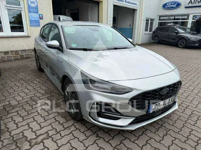 2025 Ford FOCUS