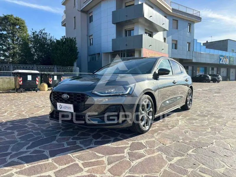2025 Ford FOCUS