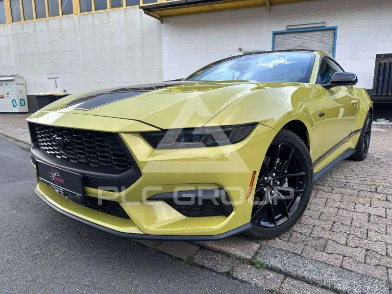 2025 Ford MUSTANG