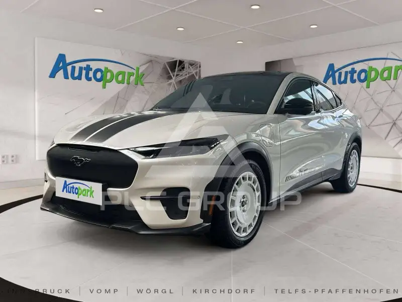 2025 Ford MUSTANG