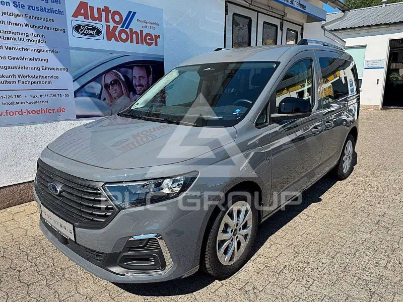 2025 Ford Tourneo