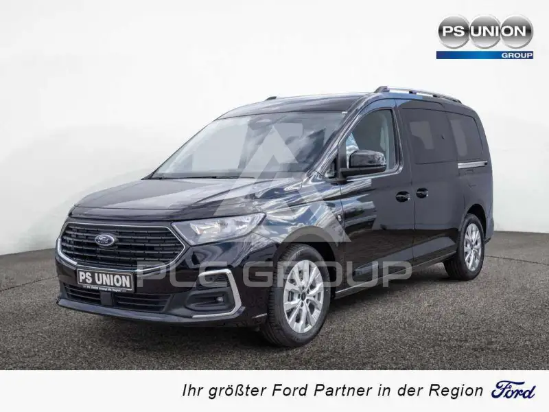 2025 Ford Tourneo