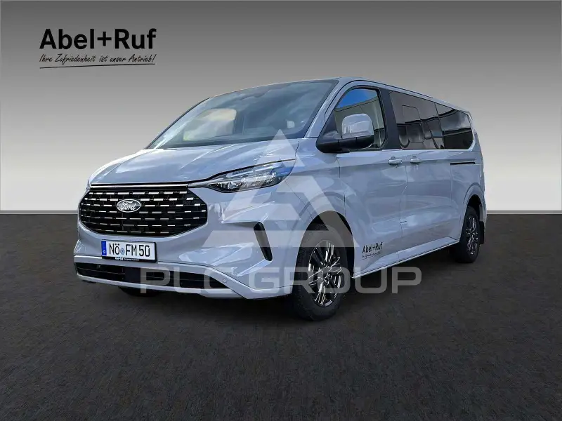2025 Ford Tourneo