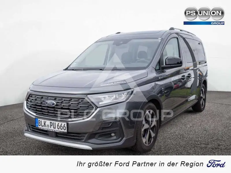 2025 Ford Tourneo