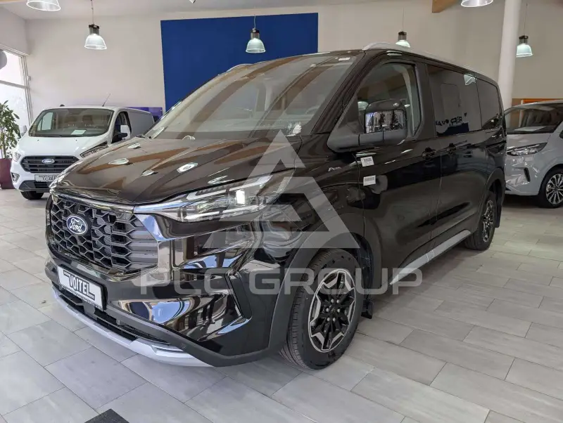 2025 Ford Tourneo