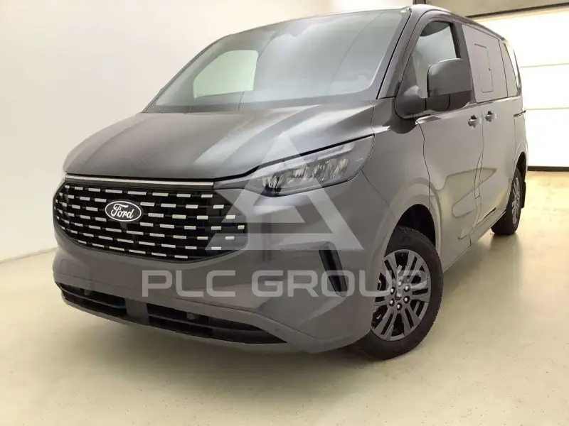 2025 Ford Tourneo