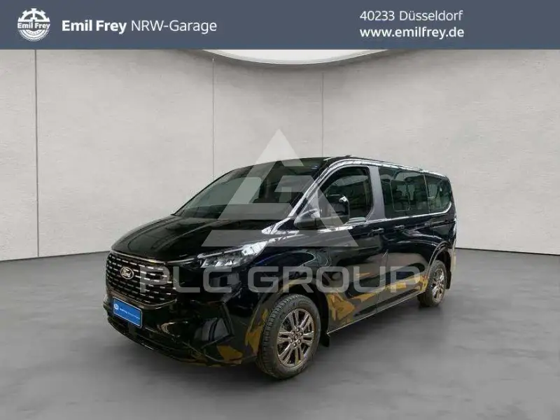 2025 Ford Tourneo