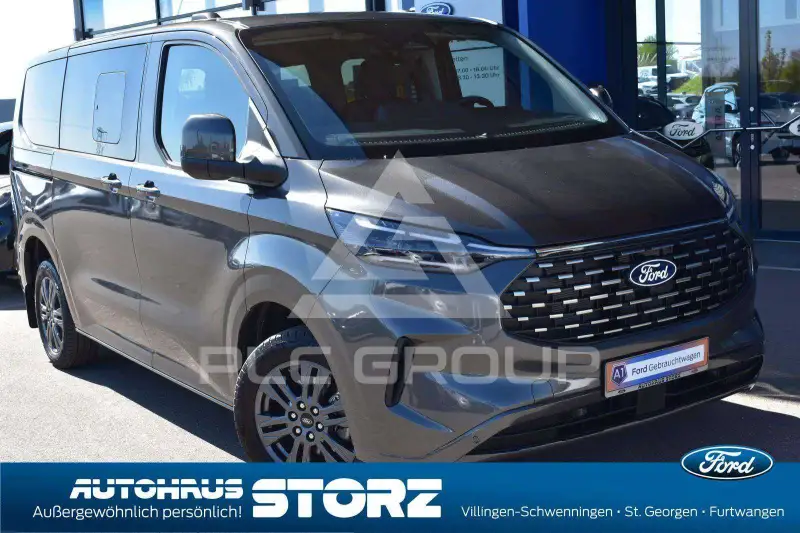 2025 Ford Tourneo