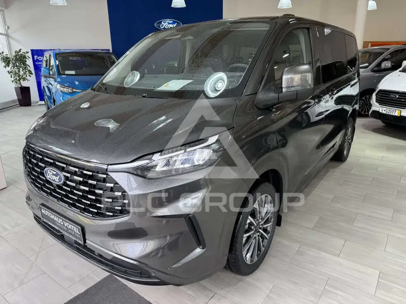 2025 Ford Tourneo