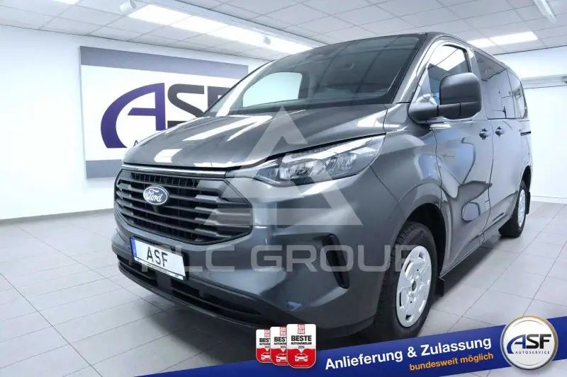 2025 Ford Tourneo