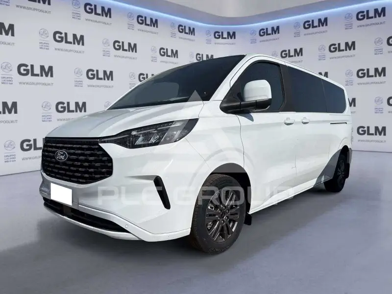 2025 Ford Tourneo
