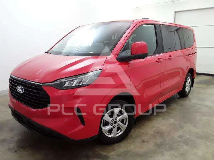 2025 Ford Tourneo
