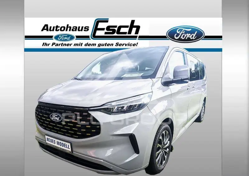 2025 Ford Tourneo