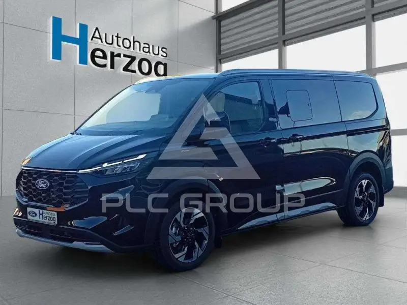 2025 Ford Tourneo