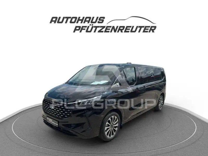 2025 Ford Tourneo