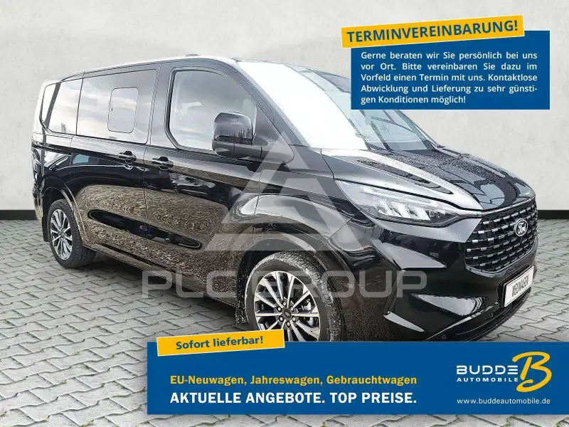 2025 Ford Tourneo