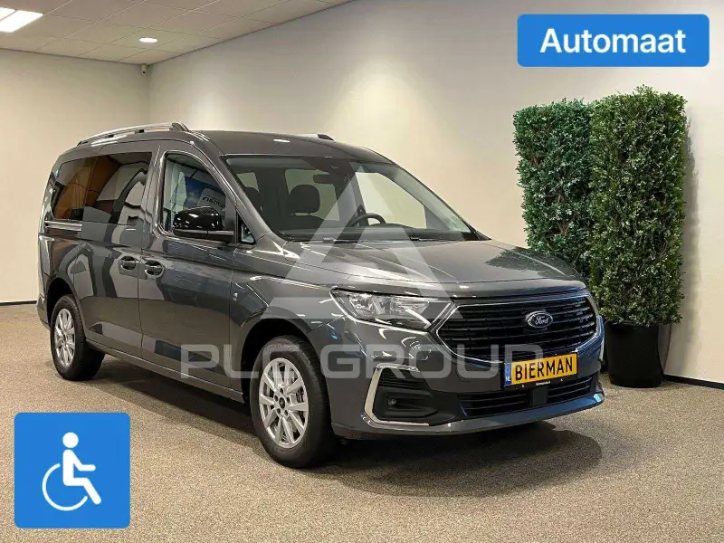 2025 Ford Tourneo