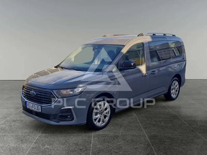 2025 Ford Tourneo