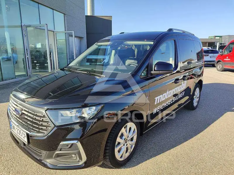 2025 Ford Tourneo
