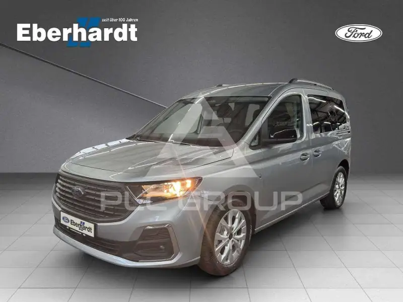 2025 Ford Tourneo