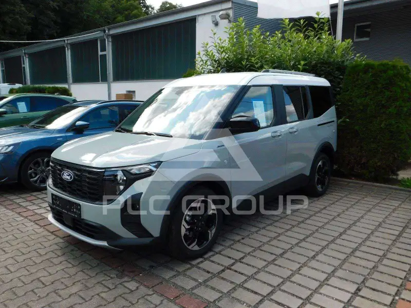2025 Ford Tourneo
