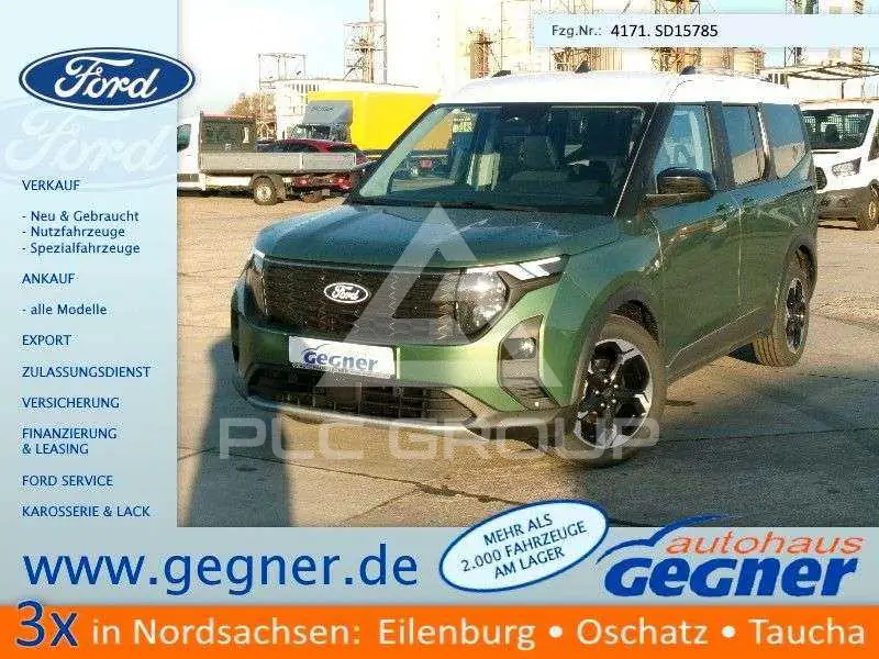 2025 Ford Tourneo