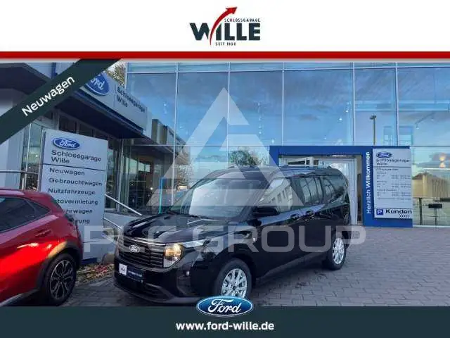 2025 Ford Tourneo