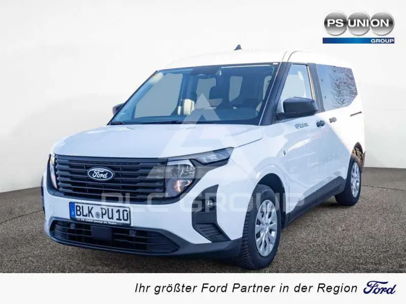 2025 Ford Tourneo